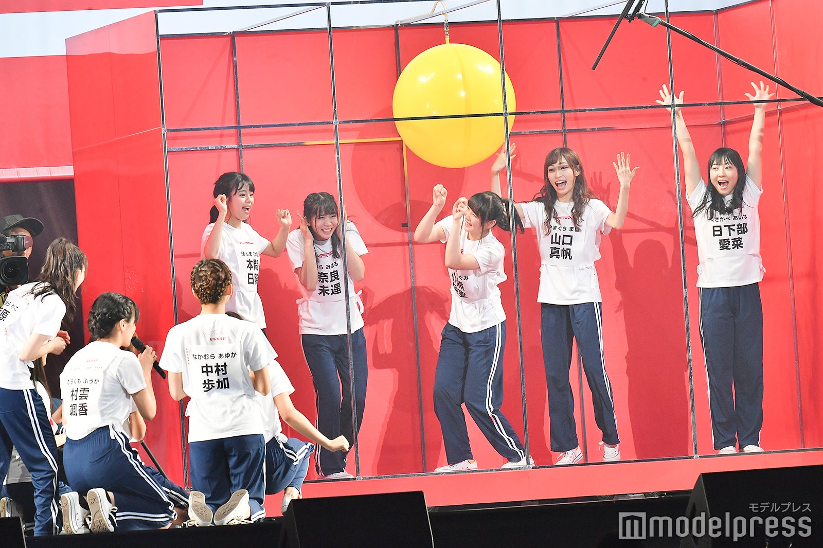 ジェスチャーゲームで必死に伝えるメンバー／NGT48 4thシングルリリースイベント （C）モデルプレス