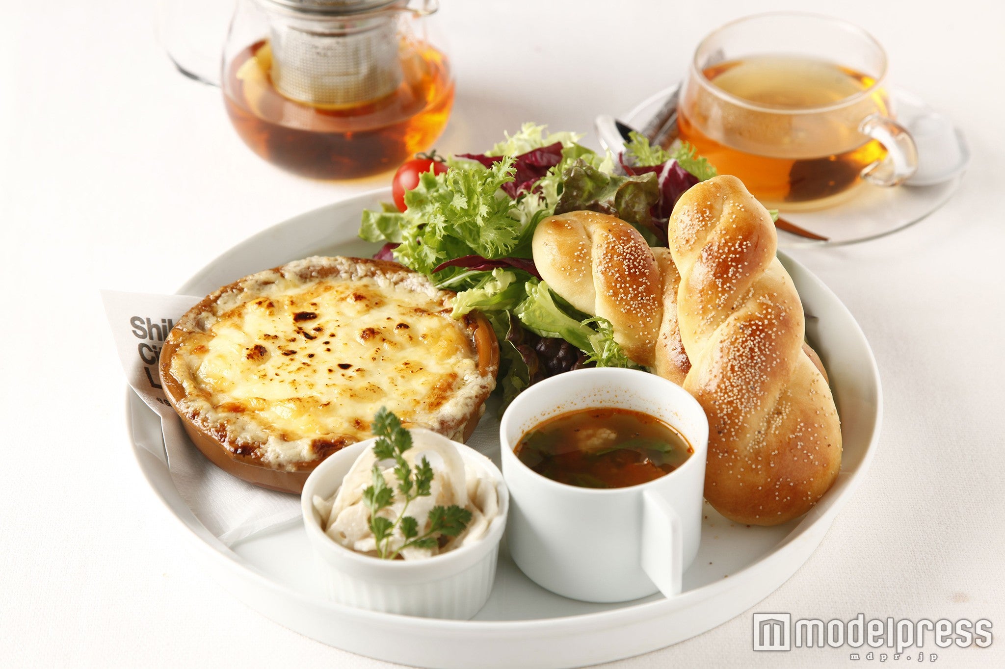 「里芋味噌マヨネーズグラタンプレート」1，100円（3月1日～3月15日まで提供）／画像提供：キユーピー