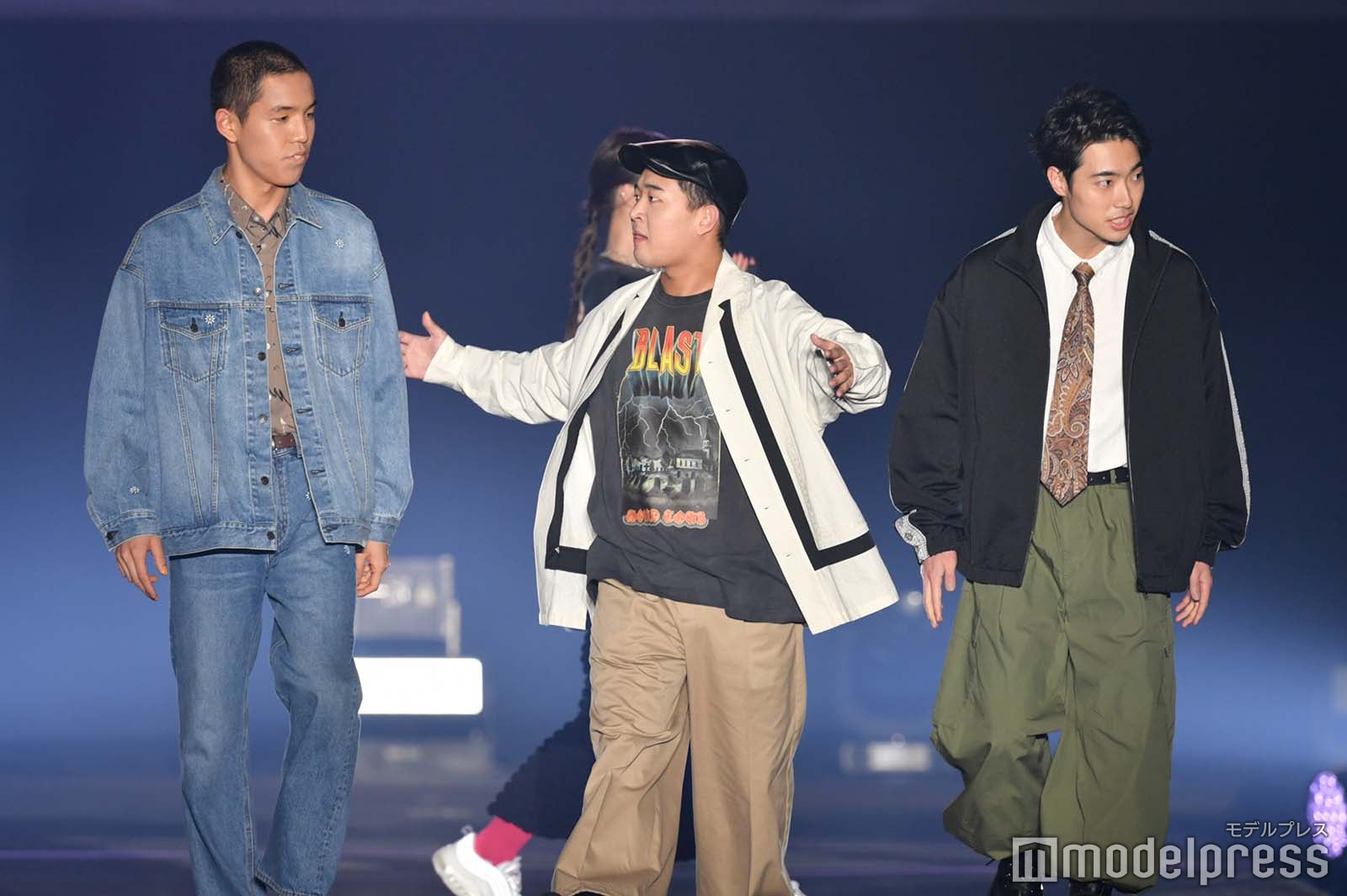 四千頭身（左から）都築拓紀、後藤拓実、石橋遼大（C）モデルプレス
