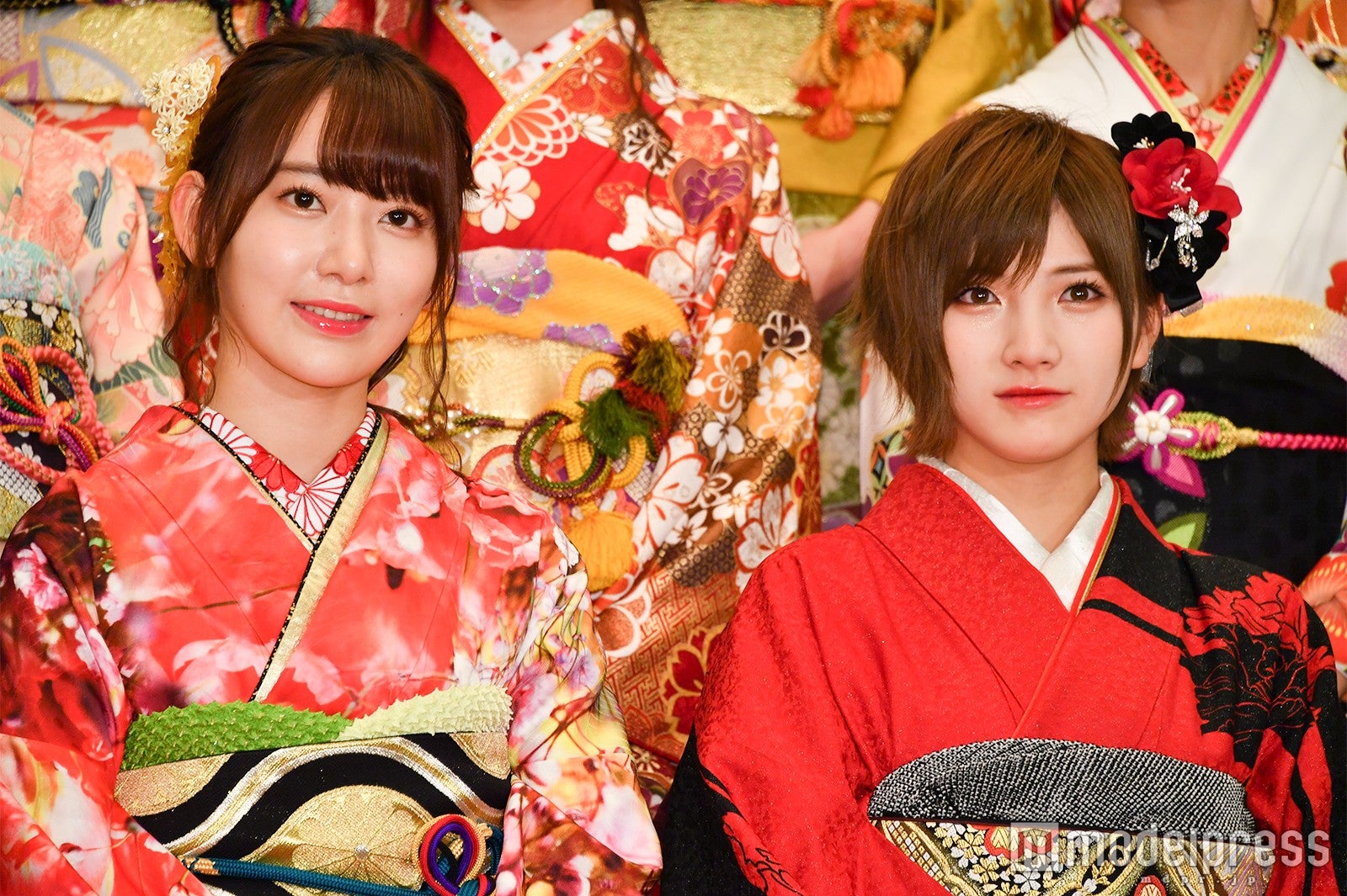 宮脇咲良、岡田奈々 （C）モデルプレス