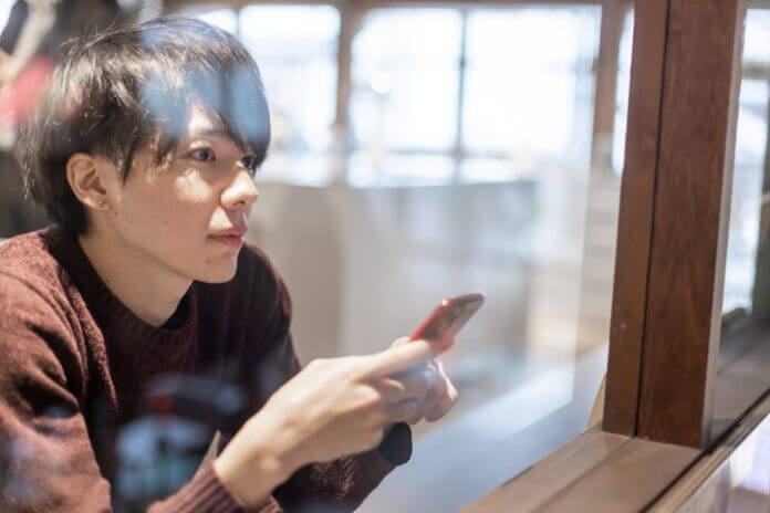 LINEで全てを話さない