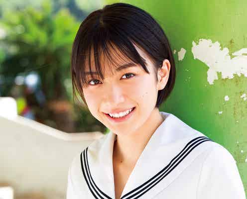 藤崎ゆみあ、透明感際立つ 爽やかな制服姿披露