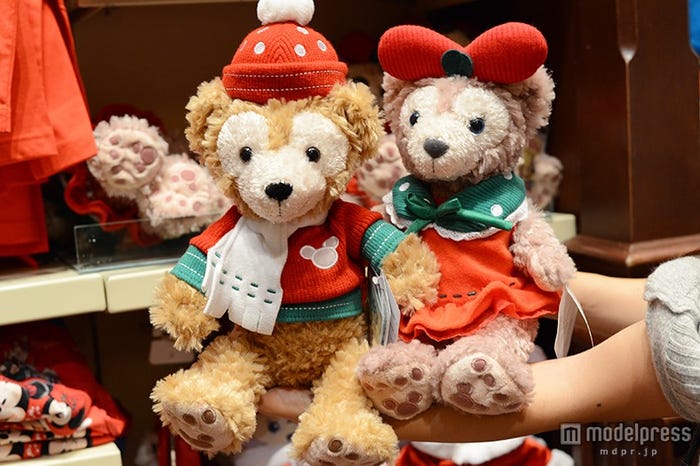 ダッフィー、シェリーメイのぬいぐるみ