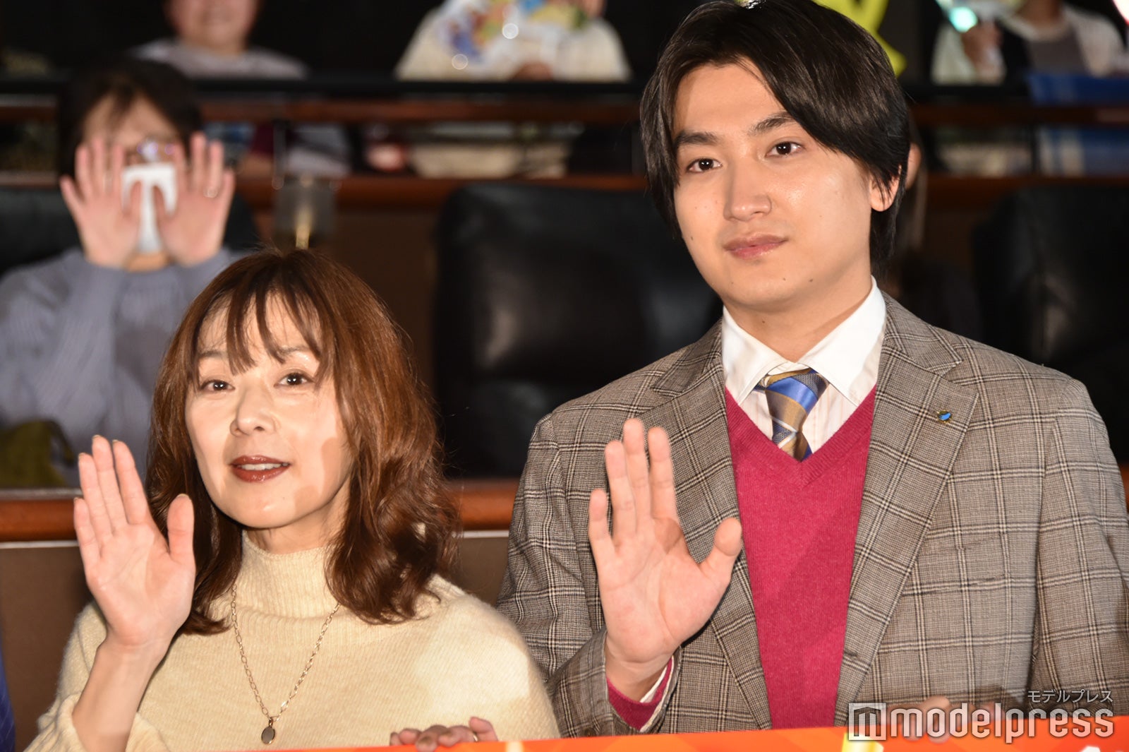 大塚寧々、金子大地（C）モデルプレス