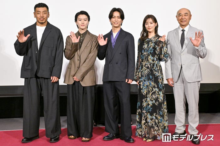 後藤剛範、奥智哉、亀梨和也、生田絵梨花、高橋克実(C)モデルプレス