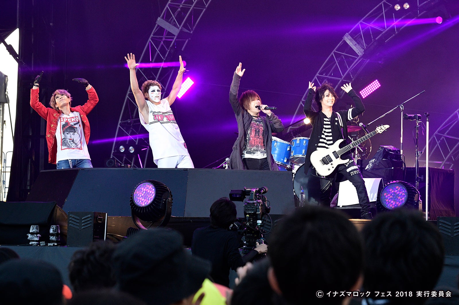 ゴールデンボンバー （C）イナズマロック フェス 2018 実行委員会