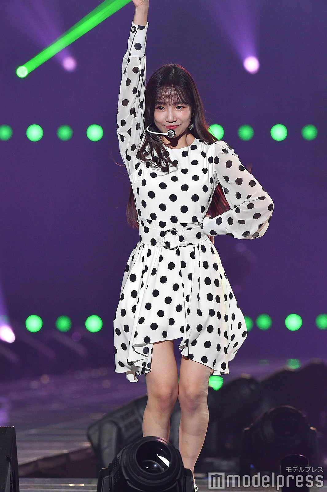 IZ＊ONE（C）モデルプレス