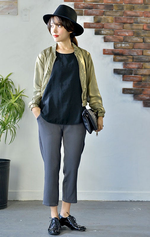 メタリック薄手ブルゾン「coca」4,390円（税込）／画像提供：coca