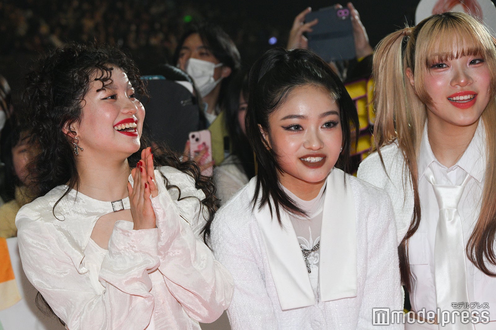 KOHARU、YURI、MAHINA（C）モデルプレス