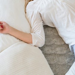 あなたは大丈夫?便秘になる理由&お通じ改善に繋がる8つの方法