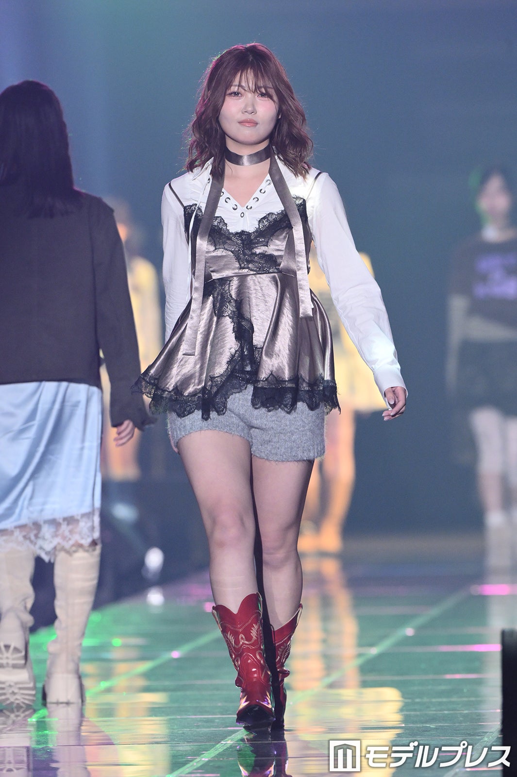 ≒JOY（C）モデルプレス