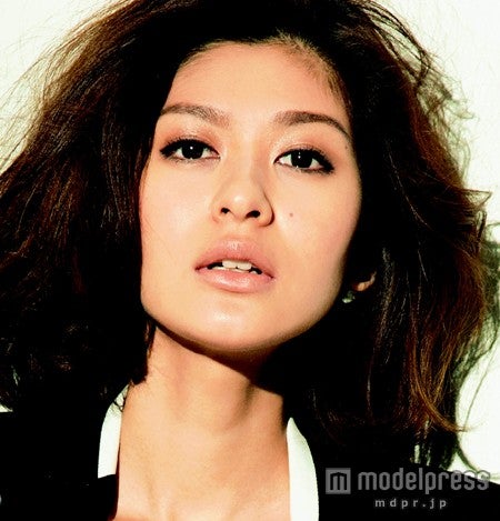 石井美絵子　撮影：石倉和夫