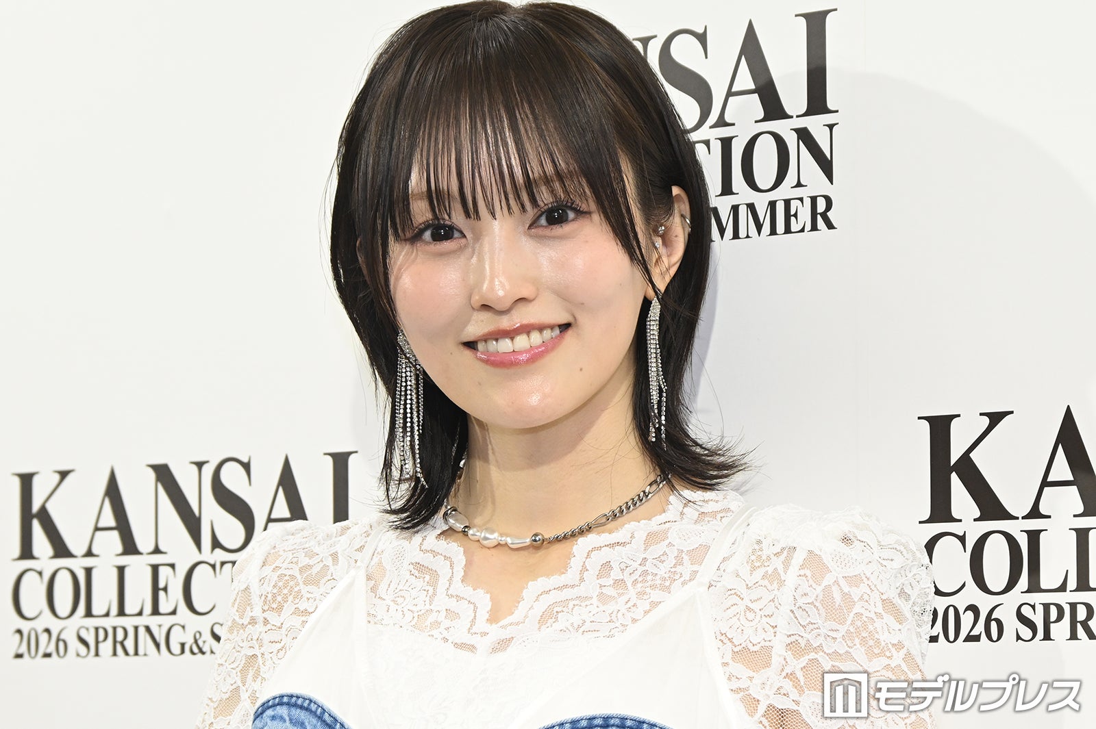 山本彩、元NMB48渡辺美優紀＆白間美瑠と舞台裏で交流「ずっと変わらない戦友」ソロデビュー10周年節目に「365日の紙飛行機」歌唱【関コレ2026S/S】