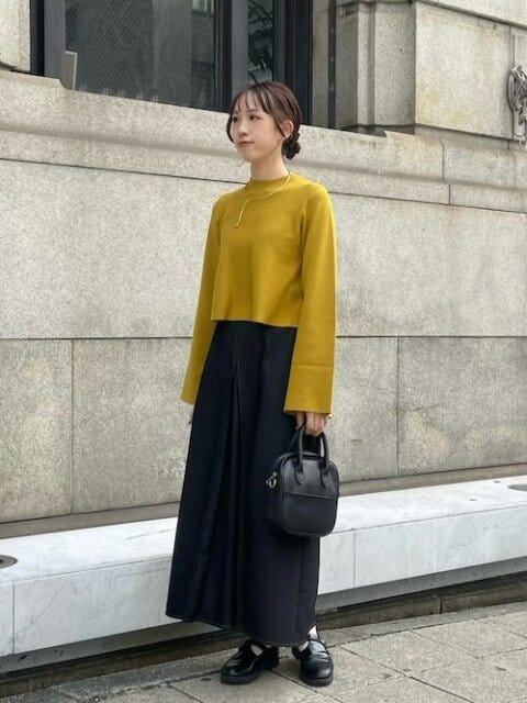 黒スカート 黒スカートコーデ