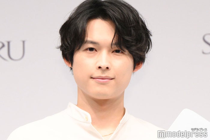 SixTONES松村北斗、肌荒れに悩んだ過去経てスキンケアに興味「30手前ですけどより意識を高めていこうかなと」