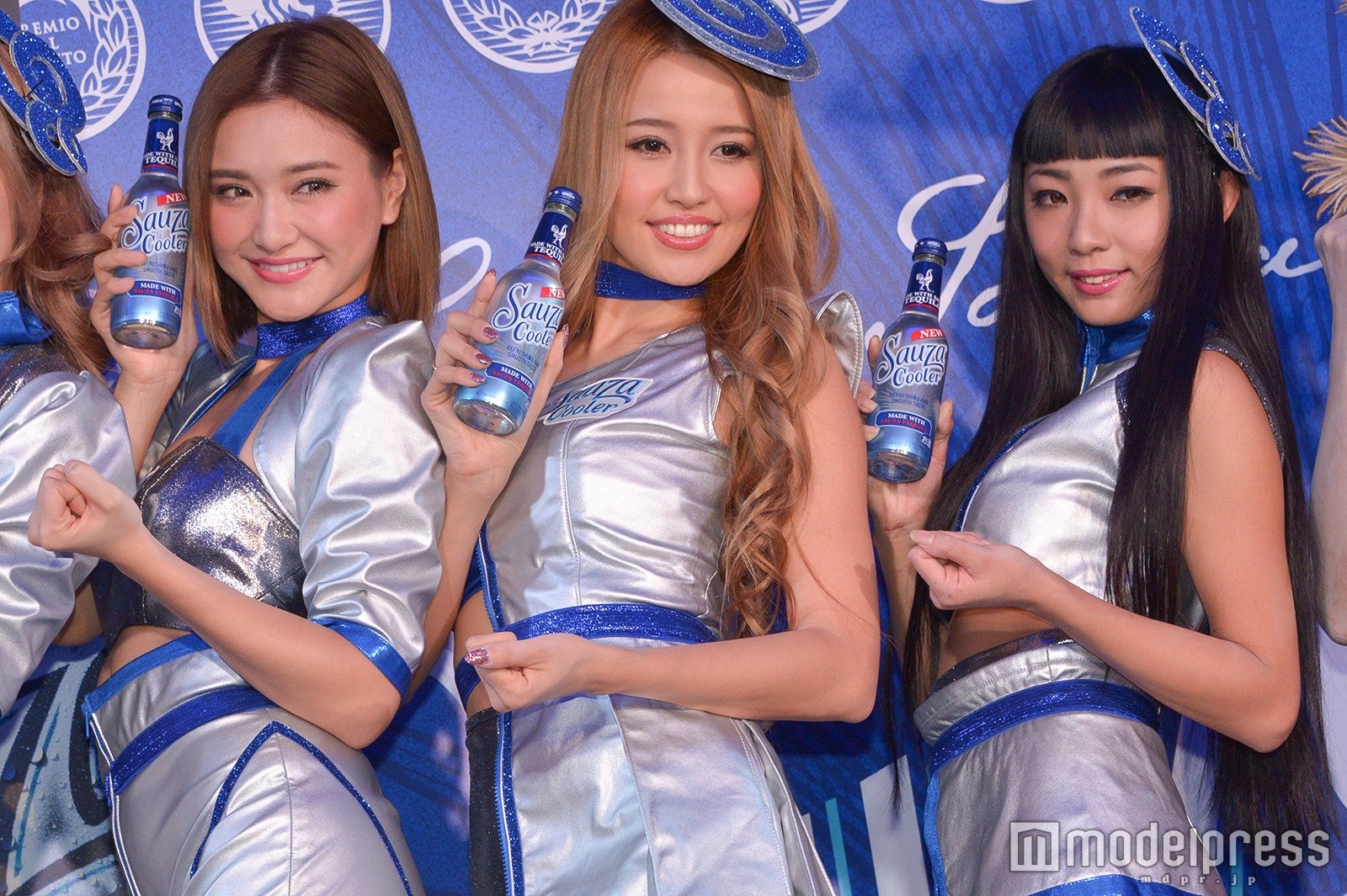 （左から）KANA、KANAE、AI （C）モデルプレス