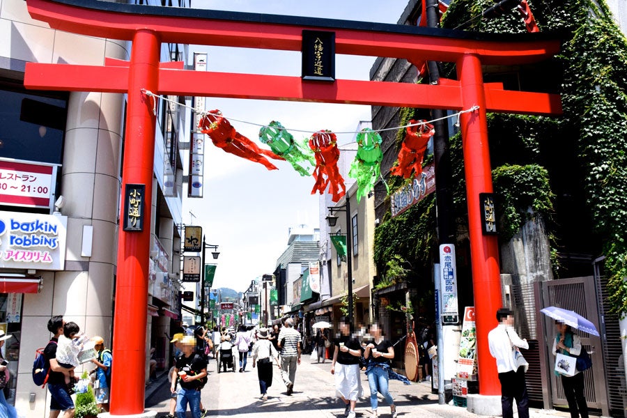 小町通り　鳥居
