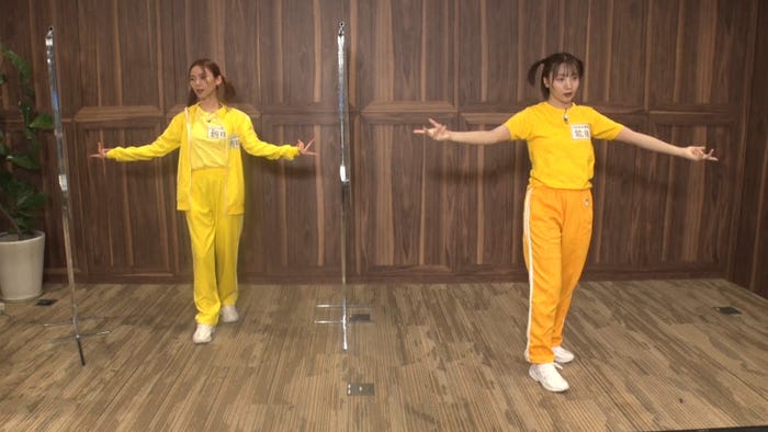 朝日奈央、能條愛未(C)テレビ朝日