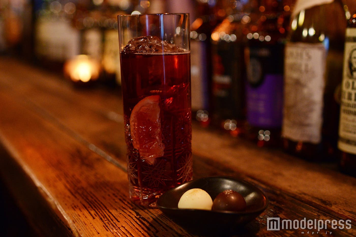 洋酒のトリュフ×キティ(C)モデルプレス