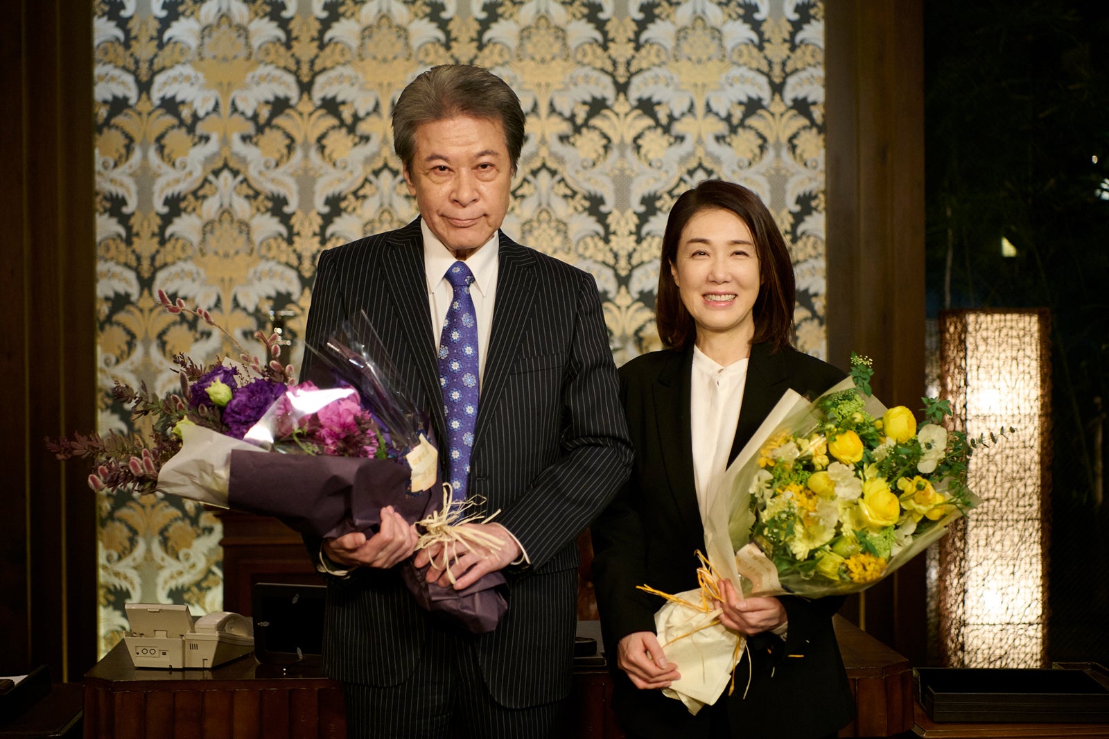 鹿賀丈史、筒井真理子（C）カンテレ