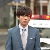高橋一生と おっさん の同居生活に反響 入浴シーン 衝撃の結末で視聴者唖然 モデルプレス 高橋一生と おっさん の同居生活に反響 入浴シーン 衝撃の結末で視聴者唖然 モデルプレス