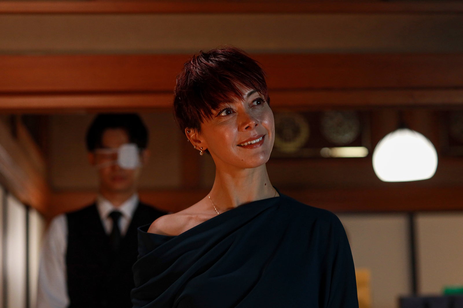 土屋アンナ「プライベートバンカー」第1話（C）テレビ朝日