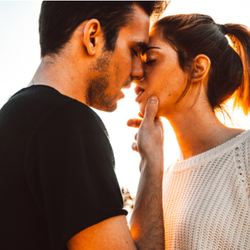 もっと 女性をどんどんメスにさせる キスの攻め方 モデルプレス