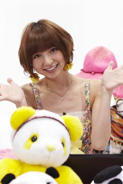 AKB48篠田麻里子、新番組のMCに　「着こなしが下手」なメンバーとは？