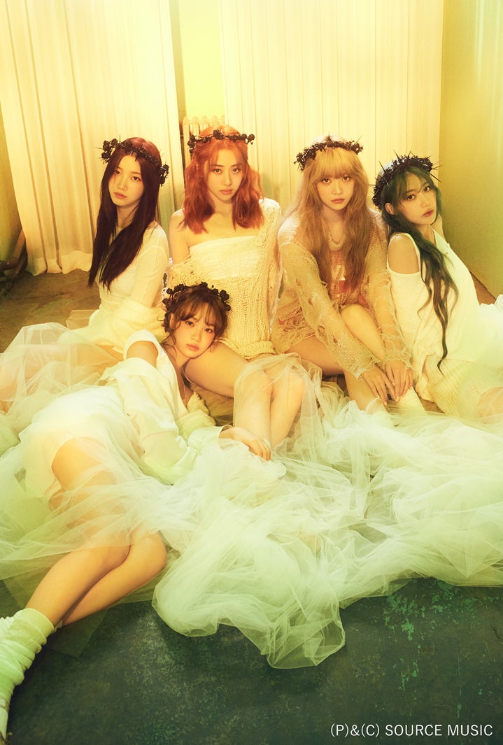 LE SSERAFIM（C）（P）＆（C）SOURCE MUSIC