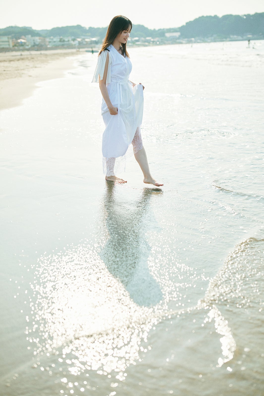 田中瞳アナ「瞳のまにまに」（C）熊木優／講談社