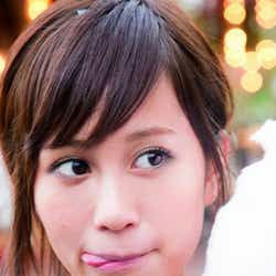 モデルプレス - AKB48前田敦子、20歳の素肌を魅せる!衝撃セクシーショット解禁