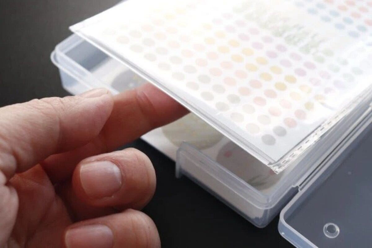 ダイソー シートシール収納ケース ダイソー シートシール収納ケース