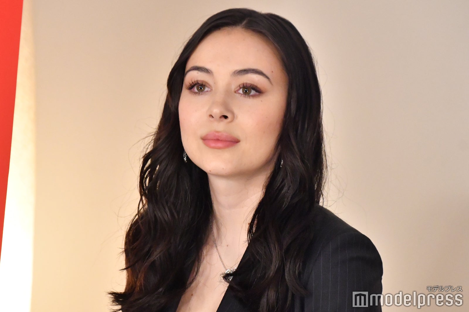 エレナ・アレジ・後藤（C）モデルプレス