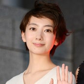 嵐 大野智 波瑠のベッドシーン いさなみ夫妻 世界一難しい恋 名場面と反響を振り返る モデルプレス