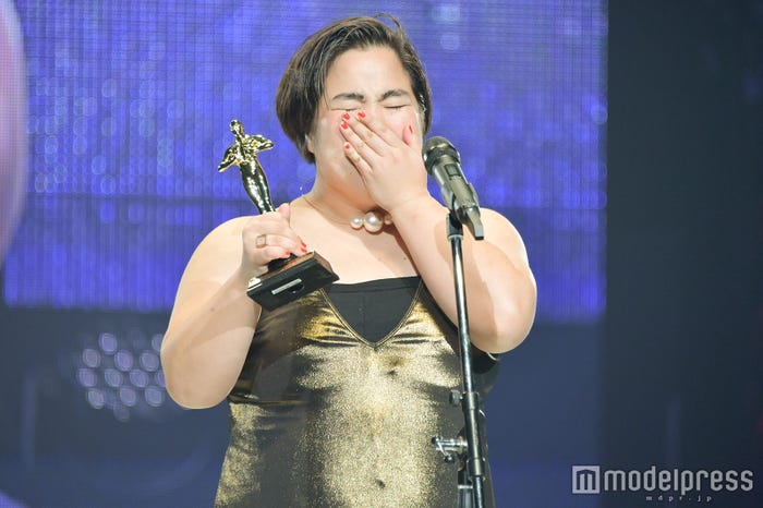 ゆりやんレトリィバァ 最高月収告白で驚きの声 モデルプレス