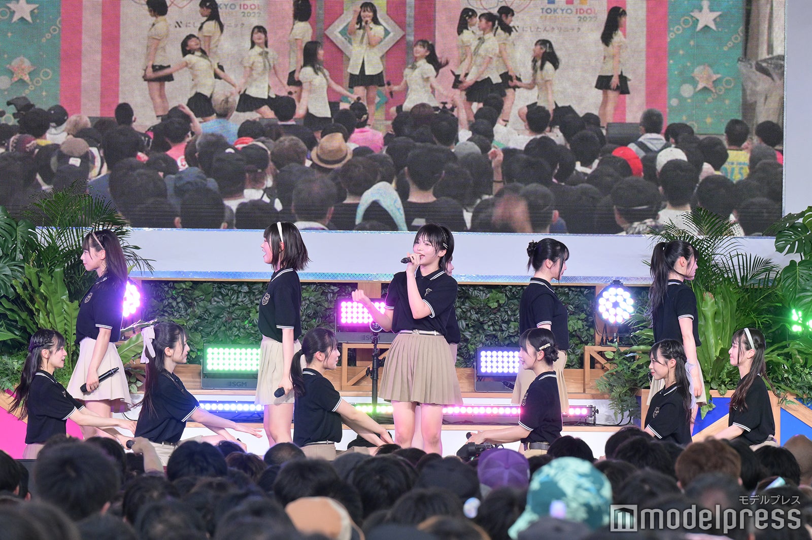 ≒JOY（C）モデルプレス