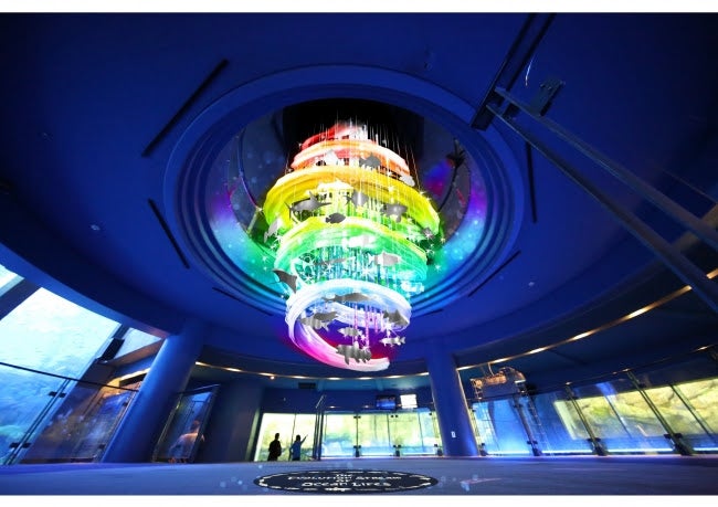 「SEA STORY」～進化のシャンデリア～／画像提供：横浜八景島