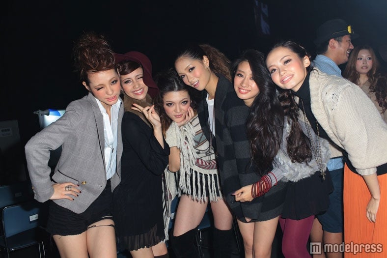 （左から）中村瑠璃奈、小森未彩、永井麻央、谷川りさこ、水上桃華、泉水セーラ