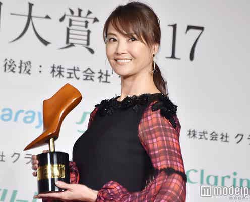 観月ありさ、2度目の美脚大賞 10年前と「全然お変わりない!」土屋太鳳が美貌絶賛
