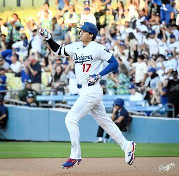 大谷翔平 日本勢初のMLB通算300号到達 A・ロッド超え史上5位スピード到達 ロバーツ監督も太鼓判「500発は打てる」