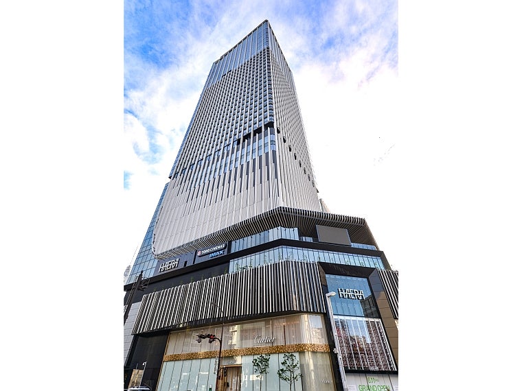 ザ・ランドマーク名古屋栄が開業 エリアの魅力向上へ