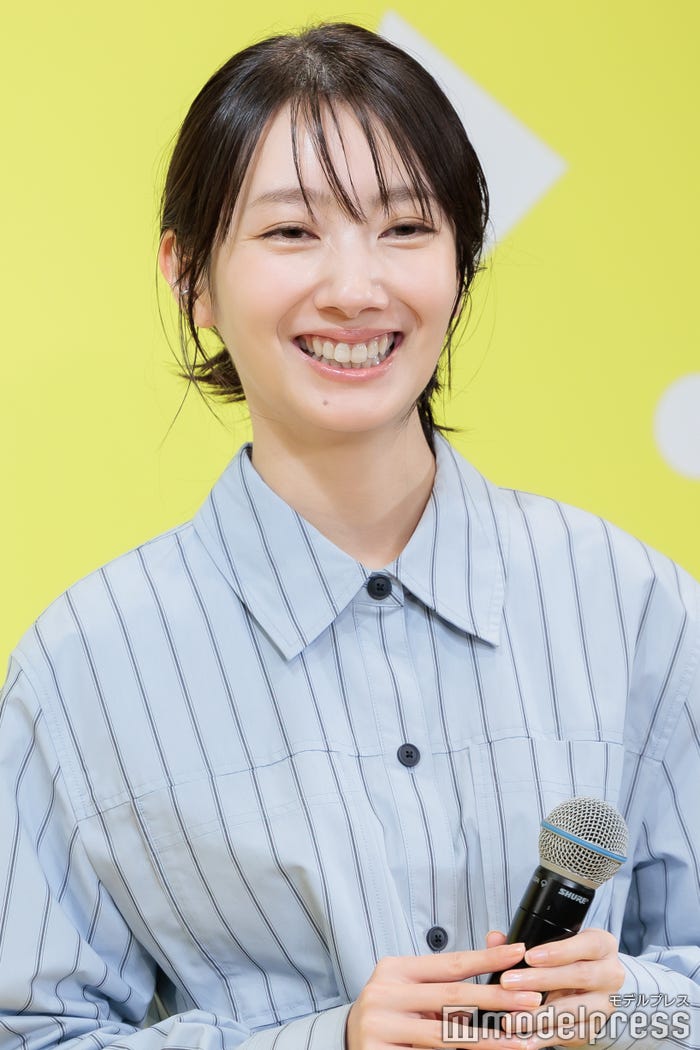 波瑠(C)モデルプレス