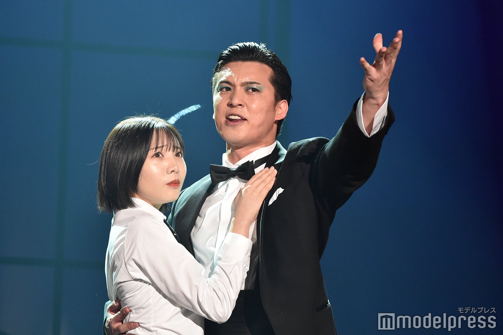 能條愛未、荒井敦史／一部公開されたシーンより（C）モデルプレス