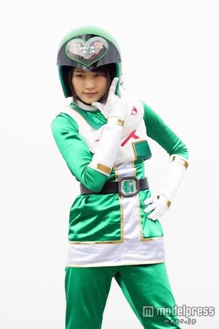 女子グリーンを演じる有村架純（C）2014「女子ーズ」製作委員会
 