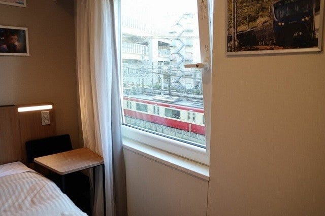 部屋はトレインビュー