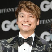 香取慎吾 加藤浩次ら 人にやさしく 出演者が再集結 ドラマ主題歌を熱唱 裏話やマル秘恋話も モデルプレス 香取慎吾 加藤浩次ら 人にやさしく 出演者が再集結 ドラマ主題歌を熱唱 裏話やマル秘恋話も モデルプレス