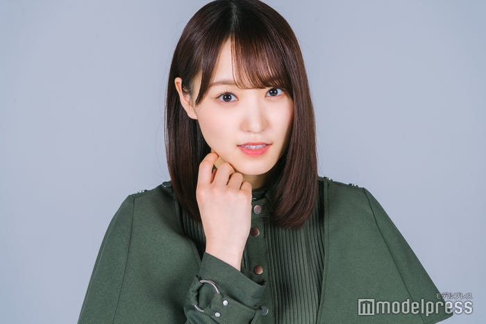 菅井友香(C)モデルプレス