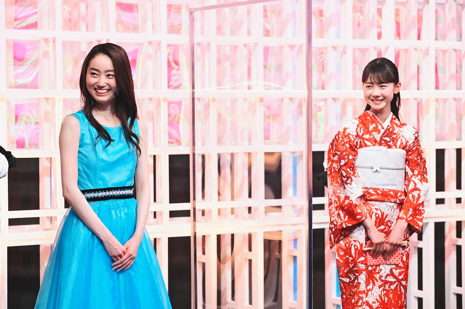 奥遥歌、鈴木悠華／「私が女優になる日＿season2」（C）TBS