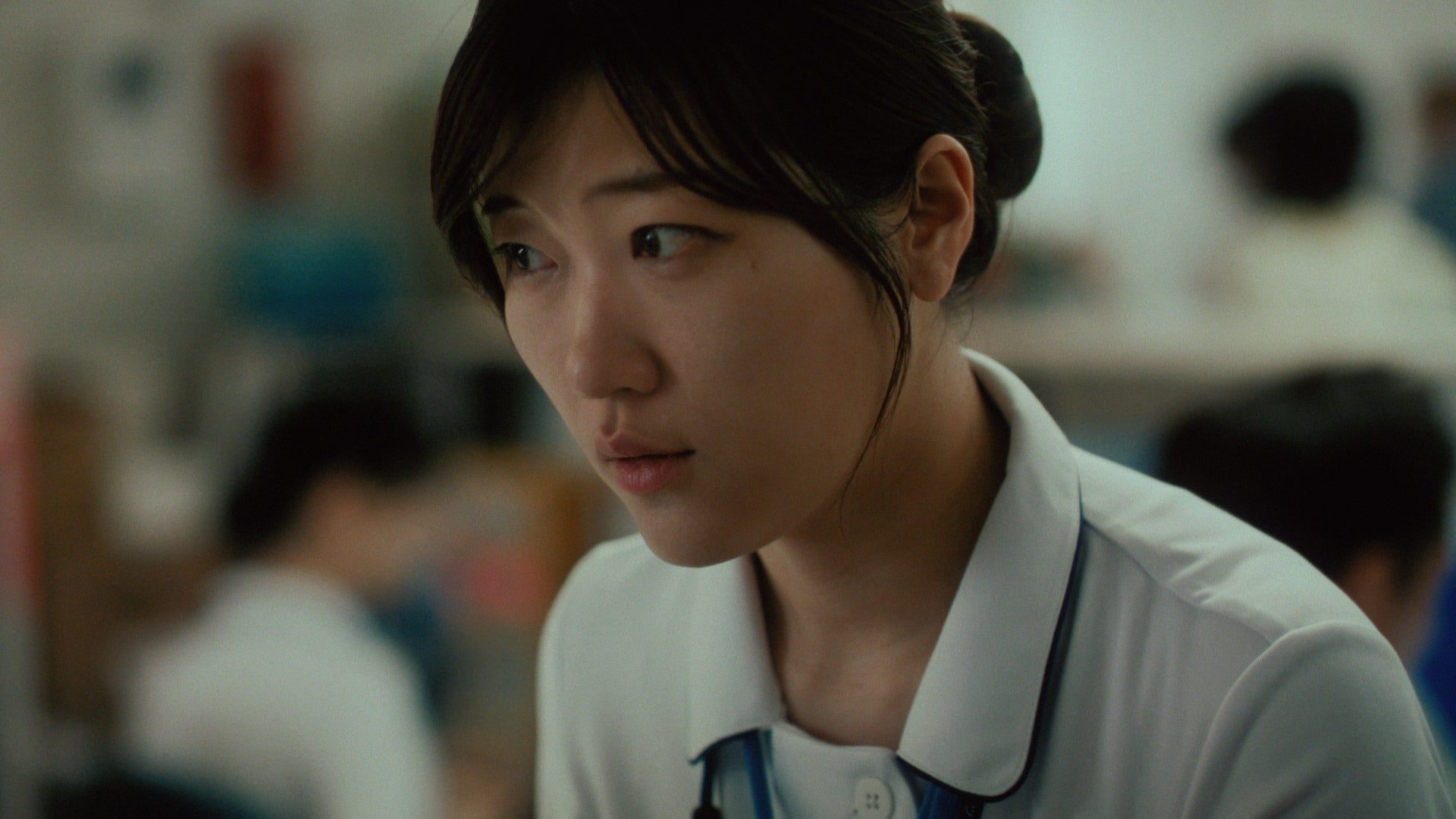 新テレビCM「仕事終わりの焼肉篇」より（提供写真）