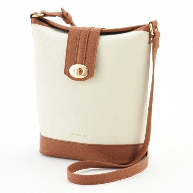 しまむら　新作　コラボ　ショルダーバッグ